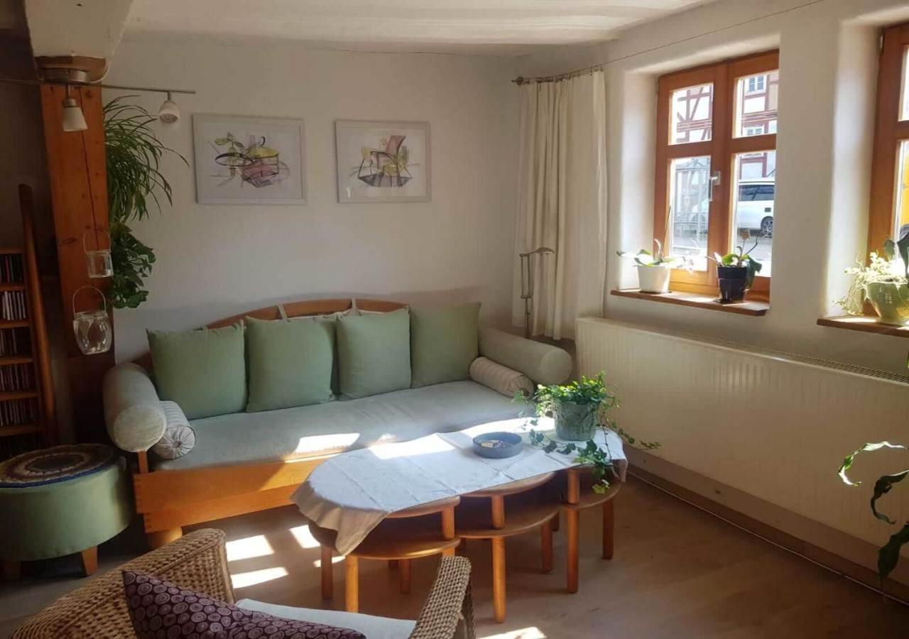 Aeltestes Haus In Quentel - Ferienwohnung 1 Mit Kleinem Garten Hessisch Lichtenau Bagian luar foto