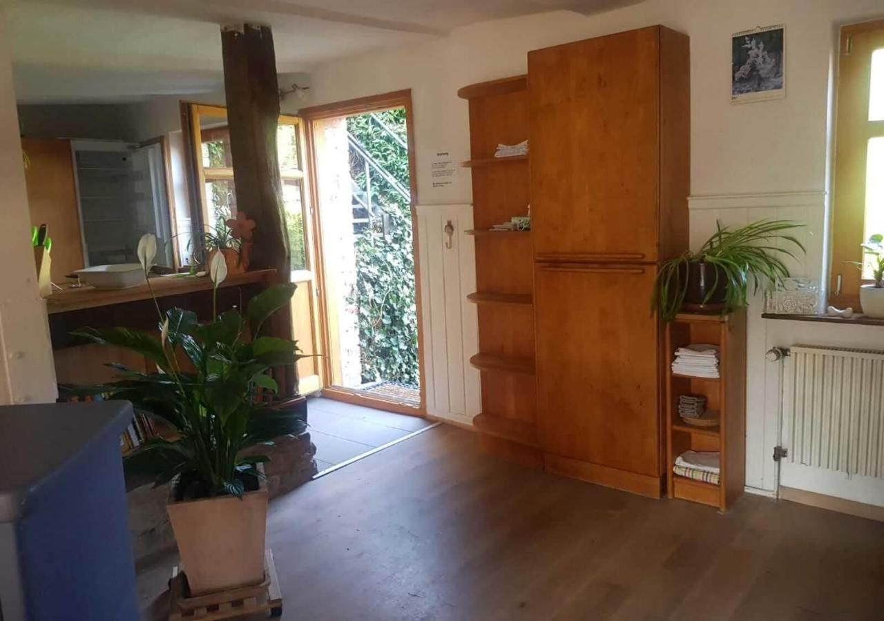 Aeltestes Haus In Quentel - Ferienwohnung 1 Mit Kleinem Garten Hessisch Lichtenau Bagian luar foto