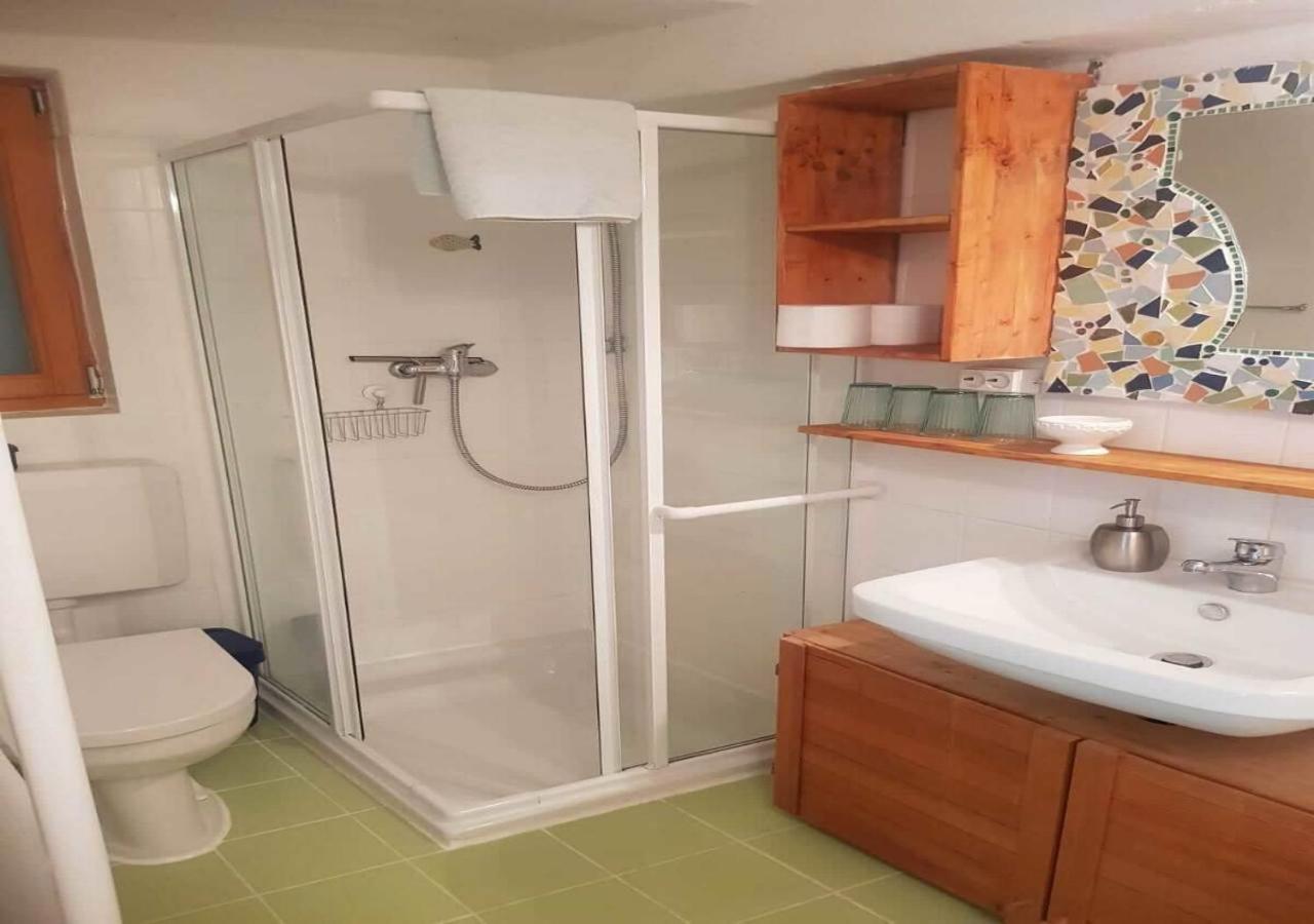 Aeltestes Haus In Quentel - Ferienwohnung 1 Mit Kleinem Garten Hessisch Lichtenau Bagian luar foto