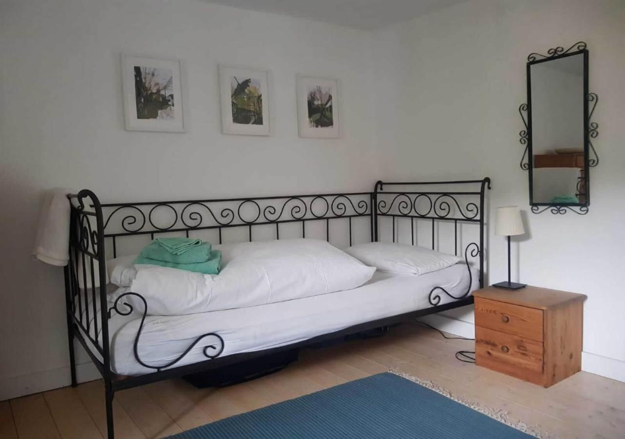 Aeltestes Haus In Quentel - Ferienwohnung 1 Mit Kleinem Garten Hessisch Lichtenau Bagian luar foto